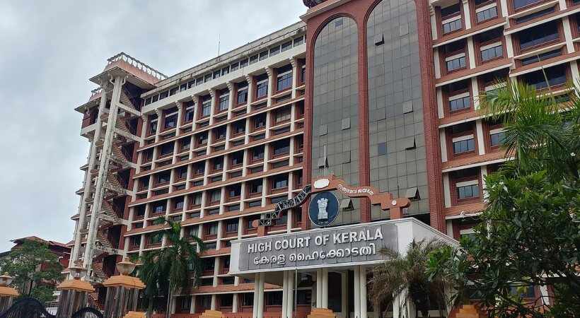 State vigilance can file cases against central govt officials HC