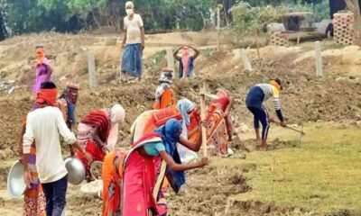 workers MGNREGA attendance 696x438