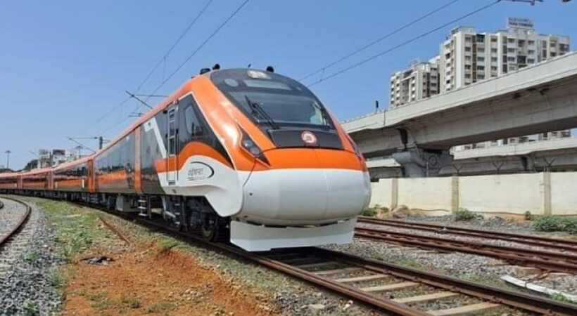 Chennai Bengaluru EKM inter state Vande Bharat Express Kerala