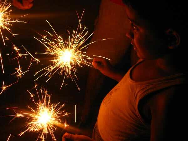 x firecrackers 06 1507274703 jpg pagespeed ic m5wo4r4fgp 10 1507624517
