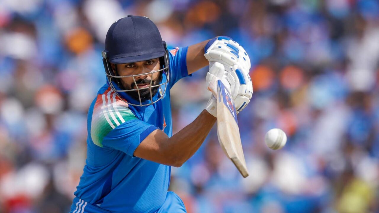 ദ്രാവിഡിനെ മറികടന്ന് കോഹ്‌ലി; വിവ് റിച്ചാർഡ്സിനൊപ്പമെത്തി പുതിയ ഏകദിന ചരിത്രം