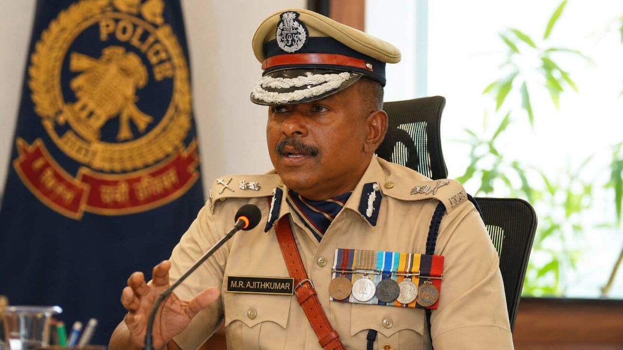 യൂത്ത് കോൺഗ്രസ് പ്രവർത്തകരെ മർദിച്ച കേസ്: അന്വേഷണത്തിൽ ഇടപെട്ടെന്ന ആരോപണത്തിൽ എഡിജിപി എം.ആർ. അജിത് കുമാറിന് സസ്‌പെൻഷൻ